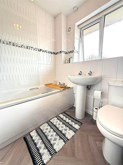 2 Bedroom Semi-Detached House For Sale In Cookes Croft, Birmingham, B31