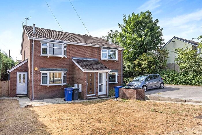 2 Bedroom Flat To Rent In Church Lane, Bessacarr, Doncaster, South Yorkshire, DN4