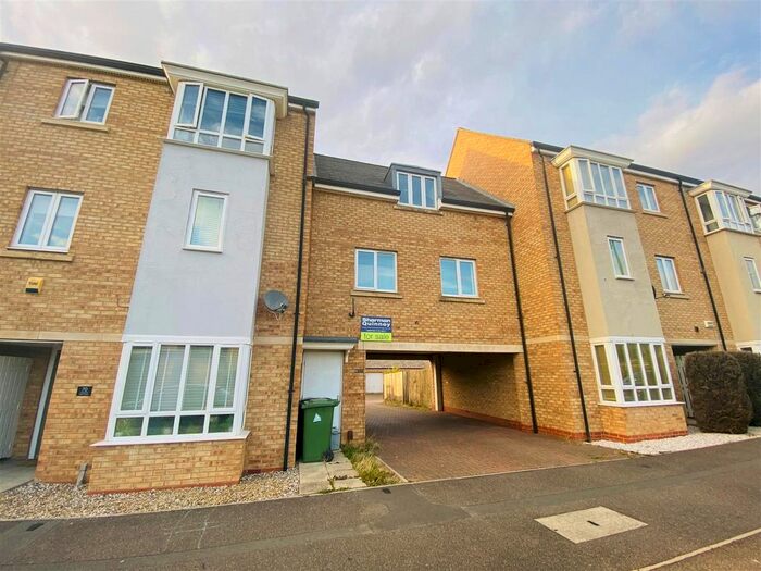 2 Bedroom Property To Rent In Clayburn Road, Hampton Centre, Peterborough, PE7