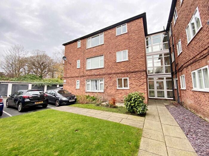Flat To Rent In Holme Road, Didsbury, Manchester, M20