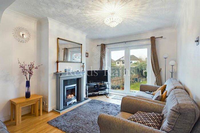 3 Bedroom Terraced House For Sale In Walkley Road, Dartford, Kent, DA1