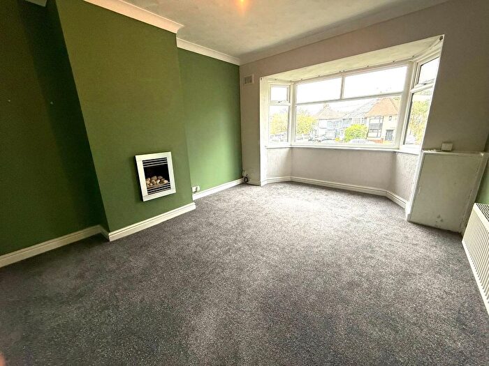 1 Bedroom Flat To Rent In B Willow Trees Drive, Blackburn, BB1