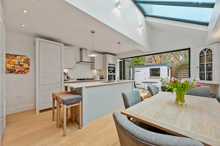 3 Bedroom Property To Rent In Redan Street, London, W14