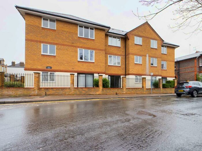 1 Bedroom Flat To Rent In Alexandra Court, Alexandra Road, Hemel Hempstead, Unfurnished, Available From St June, HP2