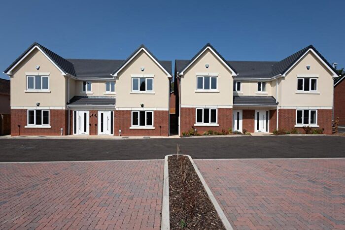 3 Bedroom Semi-Detached House For Sale In Nicholson Court, Kidderminster, DY10