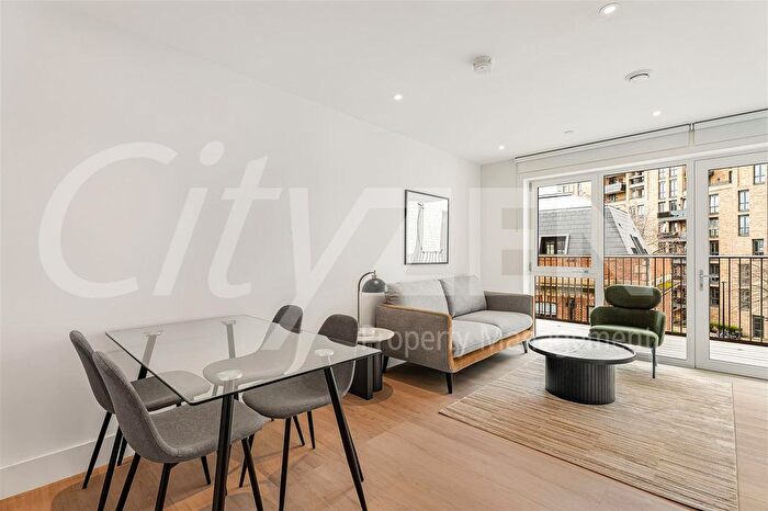 1 Bedroom Flat To Rent In Maple Mews, London, E3