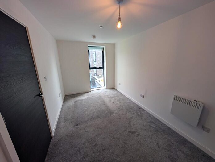2 Bedroom Apartment To Rent In Downtown, City Centre, M5