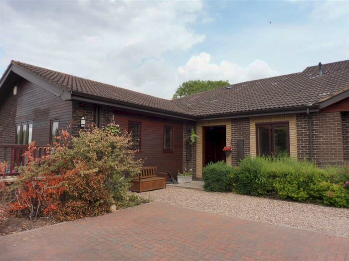 2 Bedroom Apartment To Rent In Stoneleigh Road, Bubbenhall, Coventry, CV8