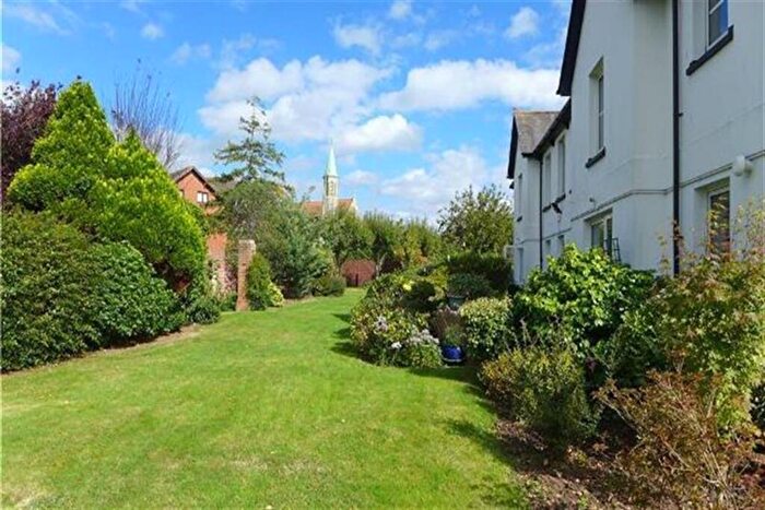 1 Bedroom Retirement Property To Rent In Hamilton Court, Salterton Road, Exmouth, EX8