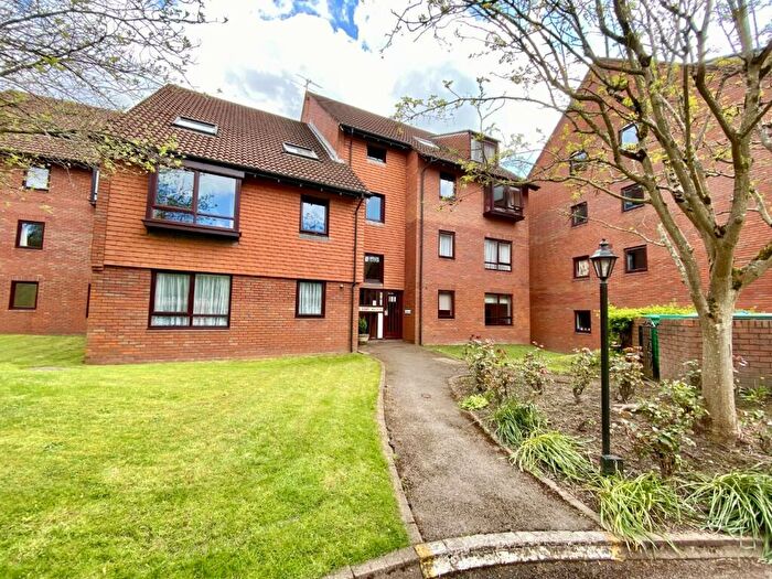 2 Bedroom Flat To Rent In Franklyn Court, Marina Gardens, Fishponds, Bristol, BS16