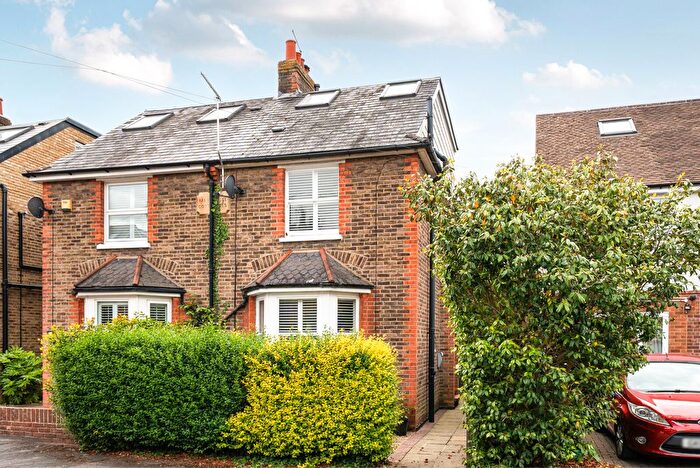 3 Bedroom Semi-Detached House For Sale In Spencer Road, Cobham, KT11