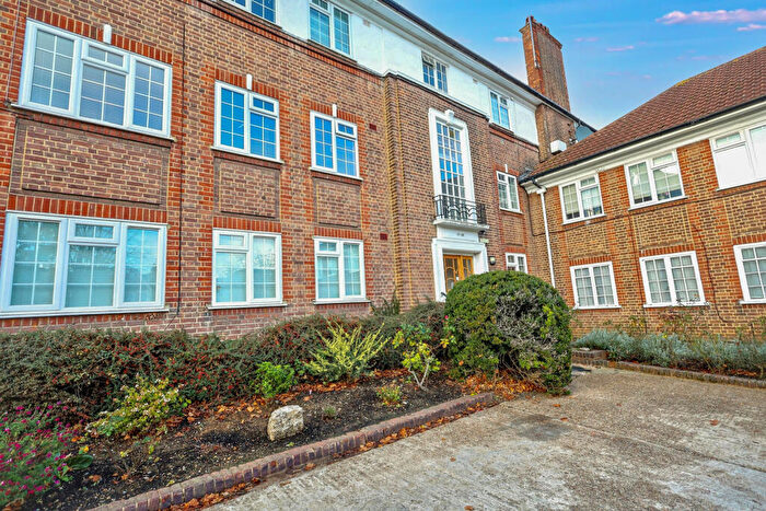 2 Bedroom Apartment For Sale In Arnos Grove Court, Palmers Road, London, Enfield, Greater London, N11