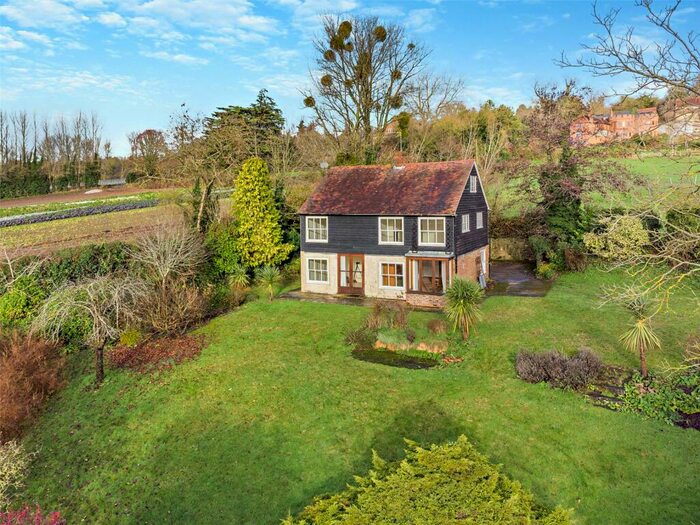 4 Bedroom Detached House For Sale In East Hall Hill, Boughton Monchelsea, Maidstone, Kent, ME17