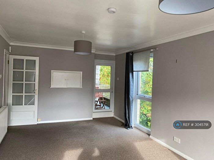 2 Bedroom Flat To Rent In St. Oswalds Court, Bristol, BS6