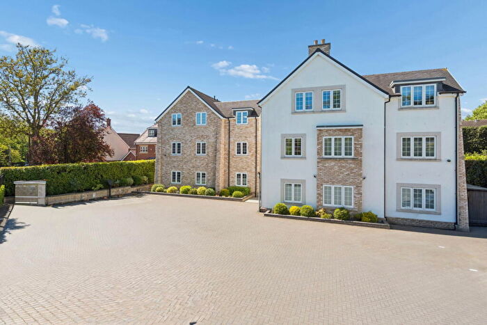 3 Bedroom Flat For Sale In Duck's Hill Road, Northwood, HA6