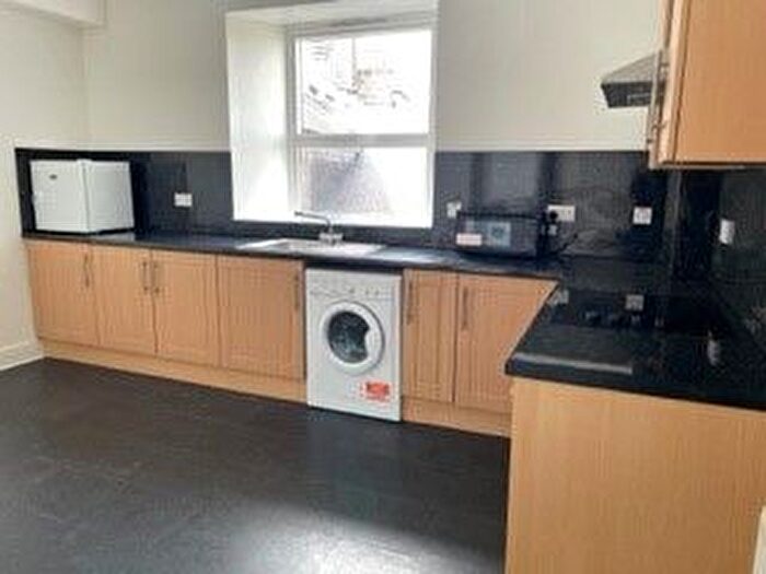 2 Bedroom Flat To Rent In Castlehill, City Centre, Aberdeen, AB11