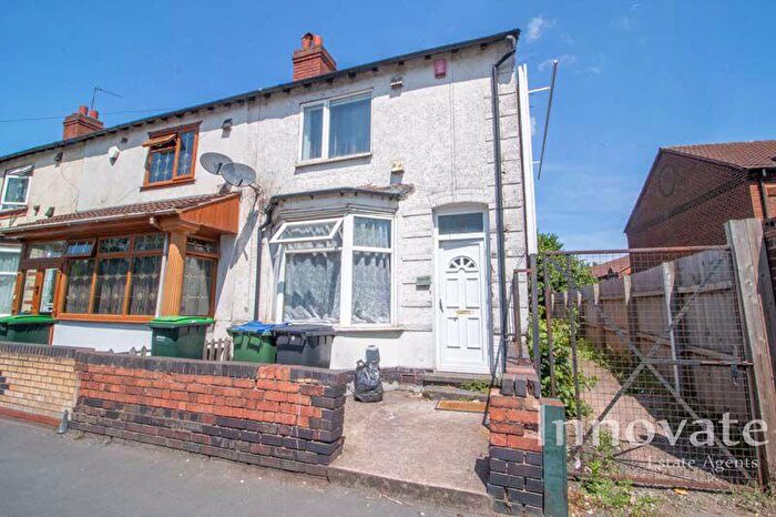 2 Bedroom End Of Terrace House For Sale In Birmingham Road, Oldbury, B69