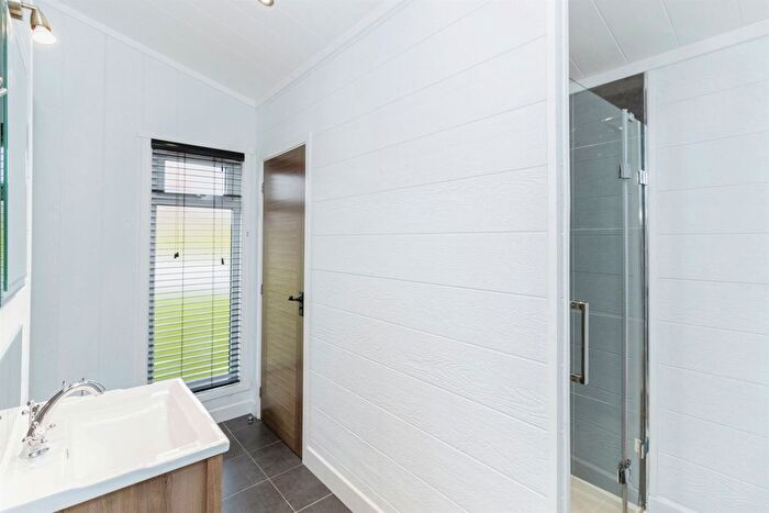 2 Bedroom Lodge For Sale In Finlake Resort Amp; Spa, Chudleigh, Newton Abbot, TQ13