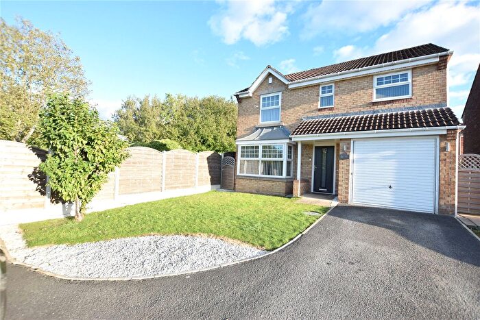 4 Bedroom Detached House For Sale In Windmill Court, Lower Wortley, Leeds, LS12