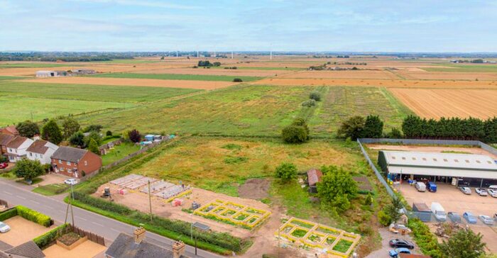 3 Bedroom Semi-Detached House For Sale In Oilmills Road, Ramsey Mereside PE26