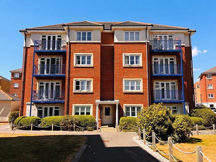 2 Bedroom Apartment To Rent In Barbuda Quay, Eastbourne, BN23