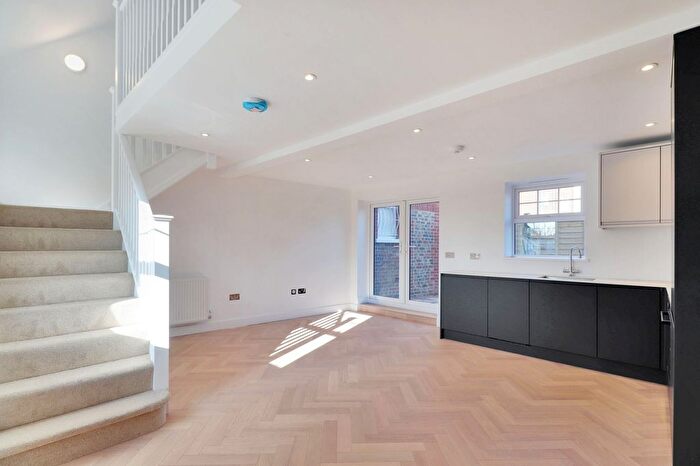 1 Bedroom Terraced House For Sale In Apex Cottage, Main Road, Edenbridge, TN8