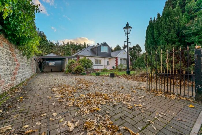 4 Bedroom Detached Bungalow To Rent In King George V Drive West, Heath, CF14