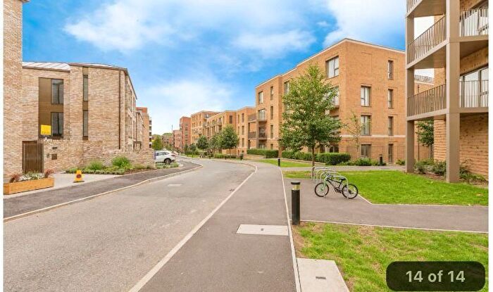 2 Bedroom Flat To Rent In Fritillary Apartments, Harewood Avenue, NW7