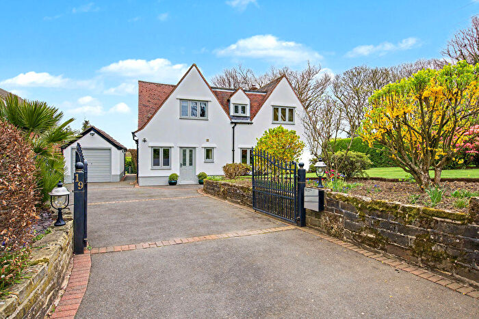 3 Bedroom Detached House For Sale In Longedge Lane, Wingerworth, Chesterfield, S42