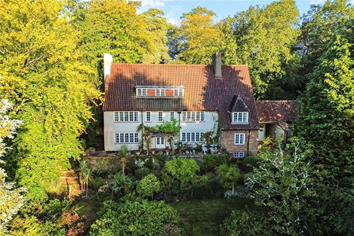 8 Bedroom Detached House For Sale In London Road, Rake, Liss, West Sussex, GU33