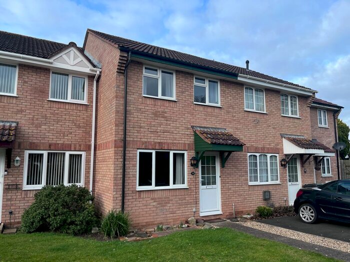 2 Bedroom Property To Rent In Bilberry Grove, Taunton, TA1