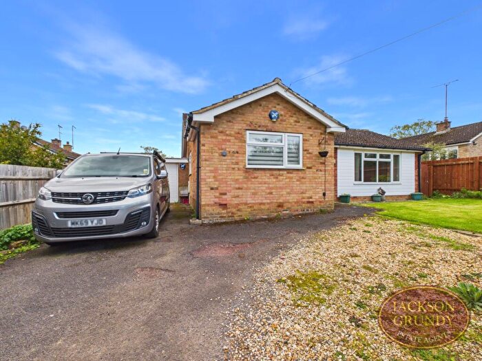 3 Bedroom Bungalow For Sale In The Jetty, Creaton, NN6