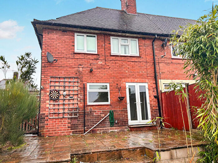 3 Bedroom Semi Detached House To Rent In Rosecroft Drive, Nottingham, Arnold, NG5