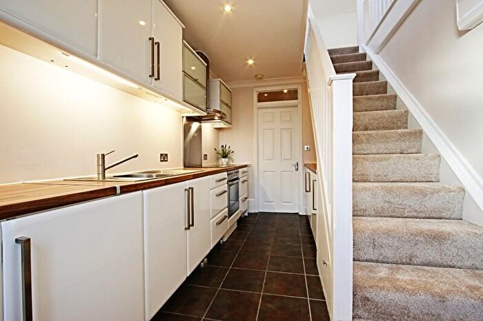 1 Bedroom Apartment To Rent In Orchid Close, Goffs Oak, Waltham Cross, EN7