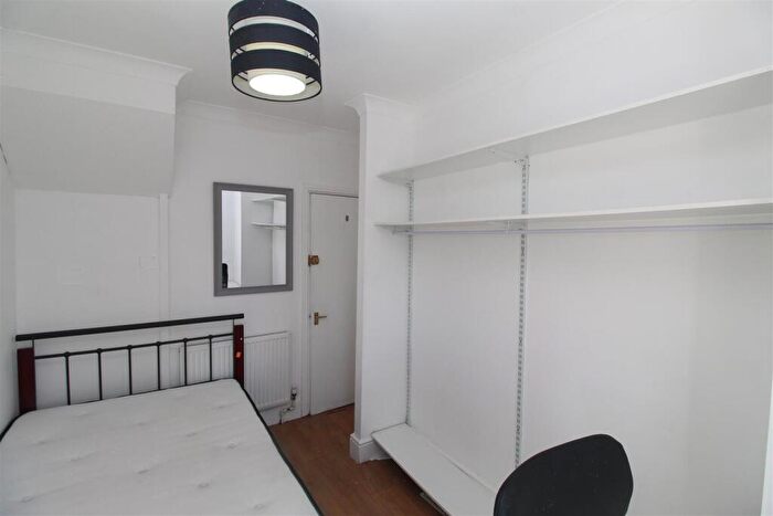 1 Bedroom House To Rent In Plasnewydd Place, Cardiff, CF24