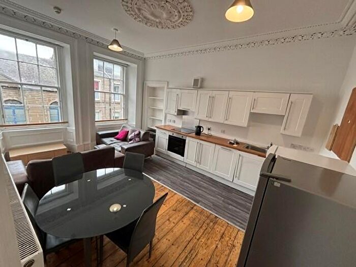 5 Bedroom Flat To Rent In /L, Castle Street, Dundee, DD1