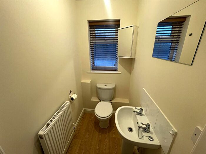 2 Bedroom Bungalow To Rent In India Avenue, Salisbury, SP2