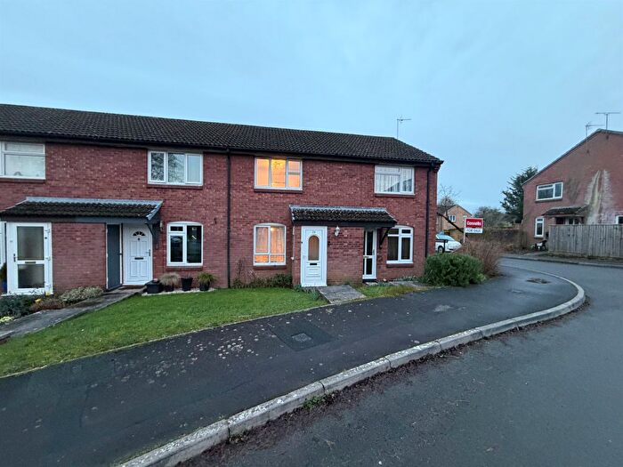 2 Bedroom Terraced House For Sale In Roman Way, Chippenham, SN15