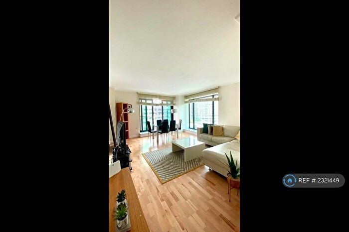 2 Bedroom Flat To Rent In Discovery Dock Apartments East, London, E14