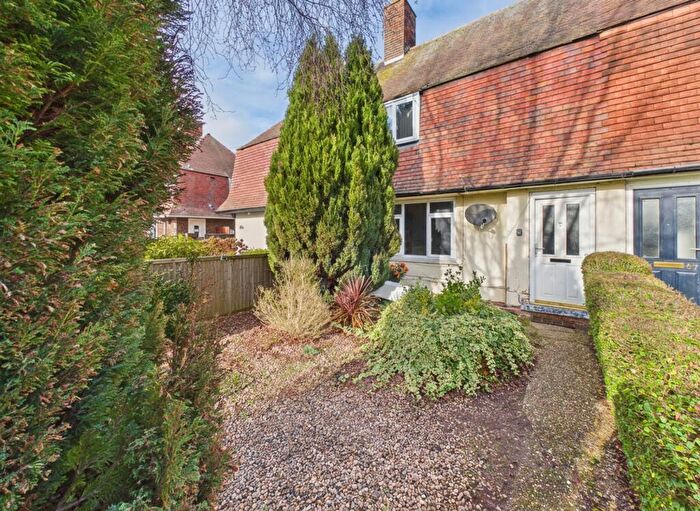 3 Bedroom Terraced House For Sale In Hereford Road, Bakersfield, Nottingham, NG3