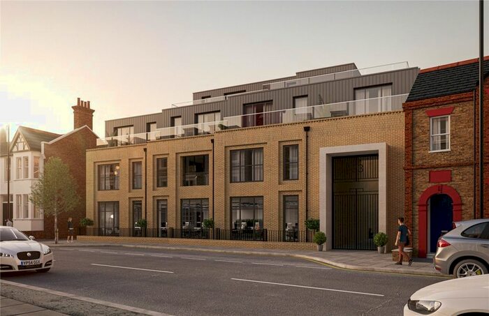 2 Bedroom Flat To Rent In Kilburn Lane, London, W10