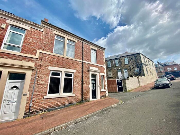 3 Bedroom End Of Terrace House To Rent In Inskip Terrace, Gateshead, NE8