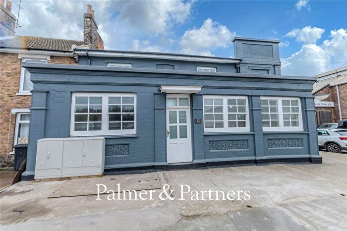 2 Bedroom Maisonette For Sale In Ship Launch Road, Ipswich, Suffolk, IP3