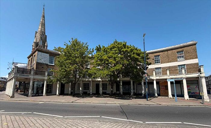 1 Bedroom Flat To Rent In Berkley Crescent, Gravesend, DA12