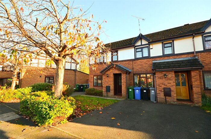 2 Bedroom End Of Terrace House To Rent In St James Drive, Sale, Manchester, M33