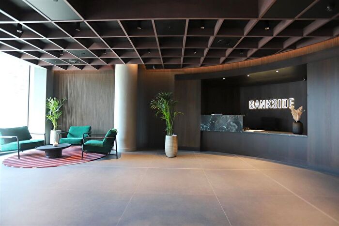 2 Bedroom Flat To Rent In Greengate, Salford, M3