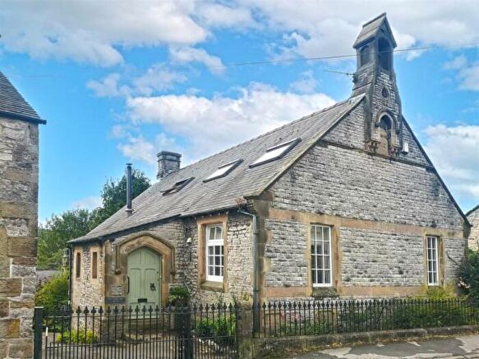 4 Bedroom Character Property For Sale In Main Street, Youlgrave, Bakewell, DE45