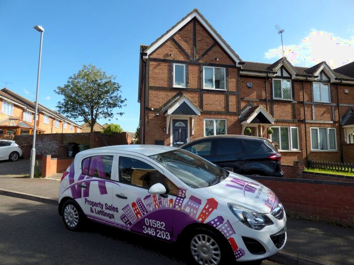 3 Bedroom End Of Terrace House To Rent In Swan Mead, Luton, LU4