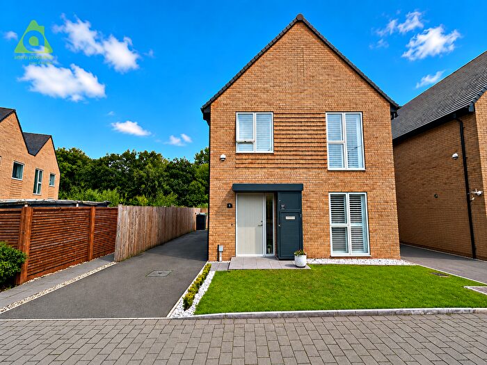 4 Bedroom Detached House For Sale In Hazeling Lane, Westhoughton, BL5