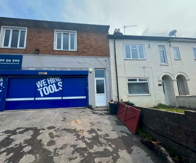 2 Bedroom Maisonette To Rent In Shirley Road, Southampton, SO15